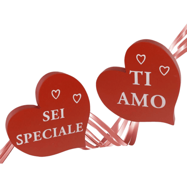 Decorazioni Romantiche: Cuori Rossi con Scritte 'Ti Amo' e 'Sei Speciale