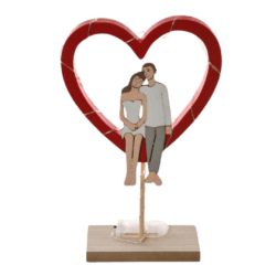 Decorazione in Legno Due Innamorati con Cuore: Un Simbolo di Amore e Romanticismo