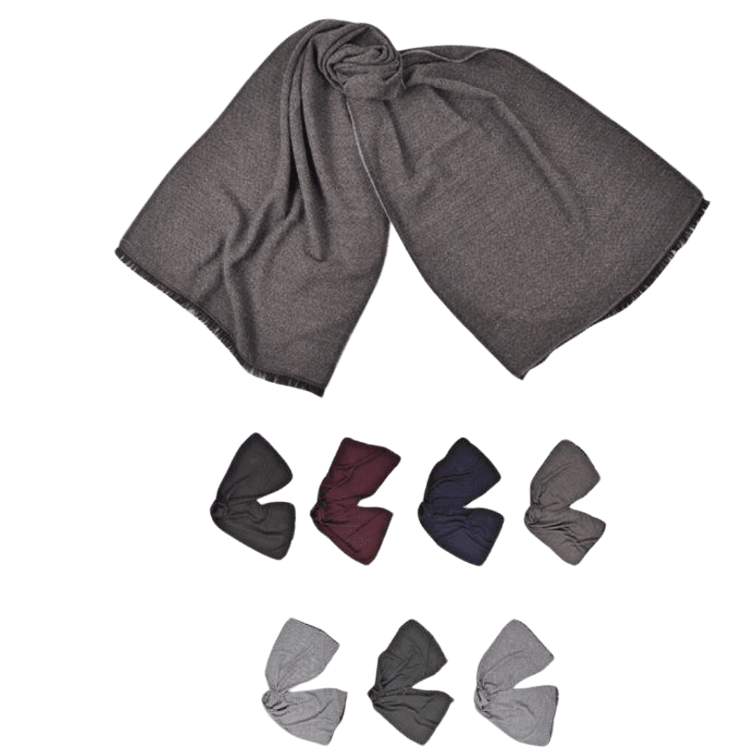 Sciarpa Verde Romeo Gigli Milano: Stile Urbano e Raffinato per Affrontare l'Inverno con Eleganza