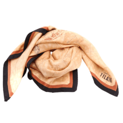 1a classe Foulard Aloe Colore 372: Eleganza e Stile con un Tocco di Freschezza
