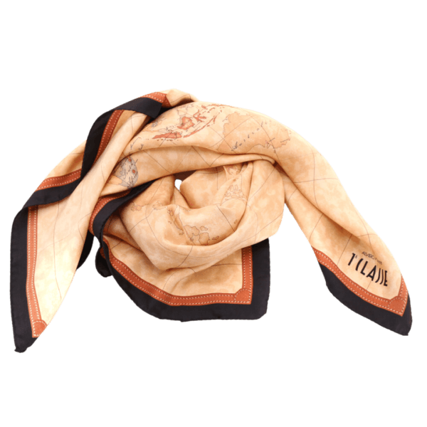 1a classe Foulard Aloe Colore 372: Eleganza e Stile con un Tocco di Freschezza